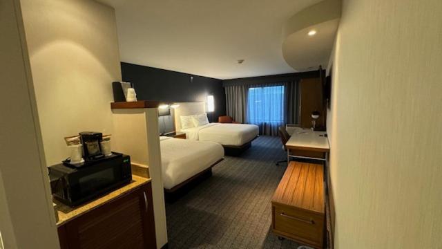 Hotel Courtyard By Marriott Kingston Exterior foto