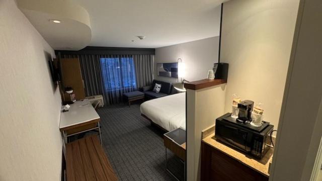 Hotel Courtyard By Marriott Kingston Exterior foto